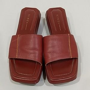 NINE & COMPANY WOMEN LEATHER SLIDES